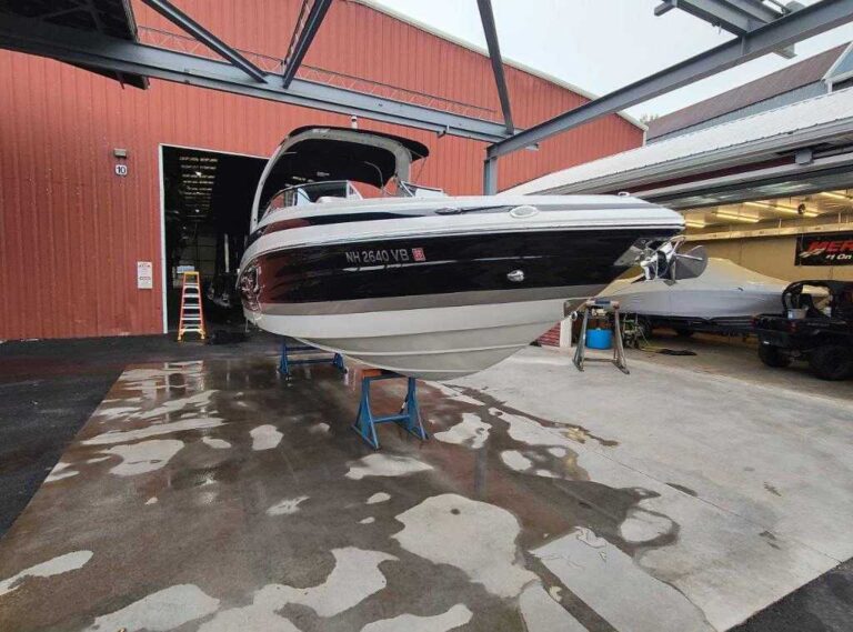 2023 Crownline 270 SS - Arch - JUST REDUCED!!! US-KIS88960F223 [photo 9]